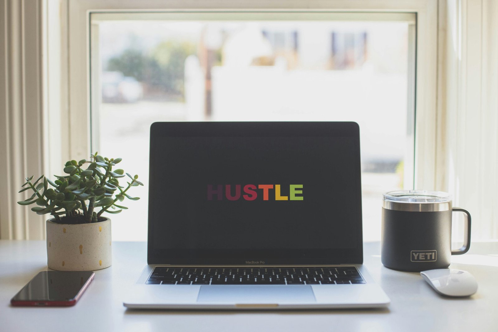 You are currently viewing 40 Side Hustle Quotes to Inspire Your Entrepreneurial Journey