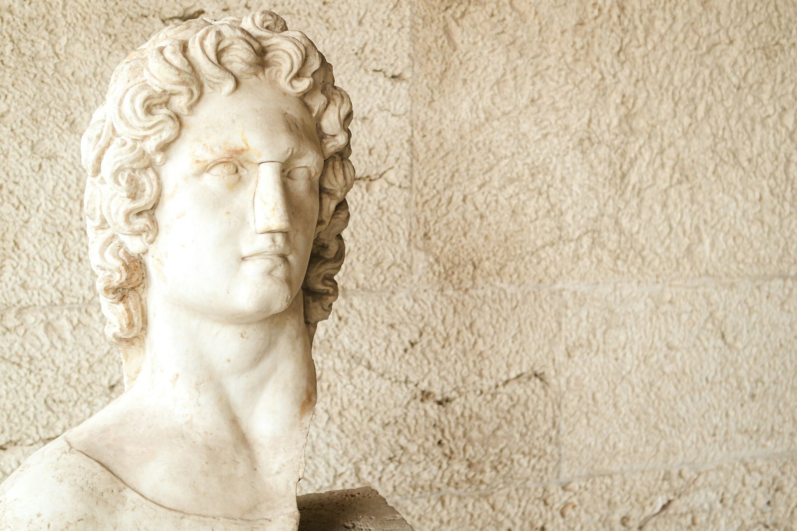 You are currently viewing Alexander the Great Quotes: Timeless Wisdom from a Legendary Conqueror