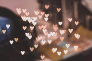 Read more about the article 50 Love Quotes That Capture the Heart
