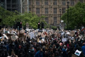 Read more about the article 40 Protest Quotes: Powerful Sayings That Ignite Change