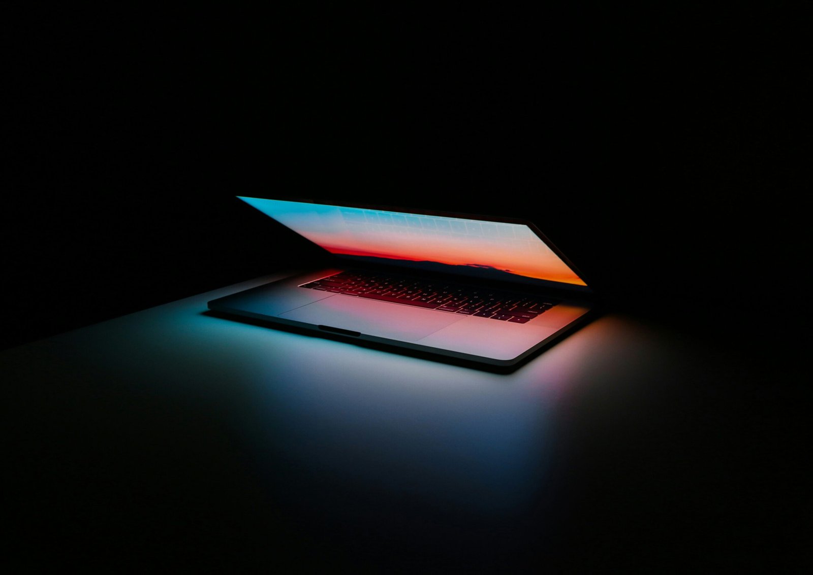 You are currently viewing 20 Quotes on Technology: Wisdom for the Digital Age