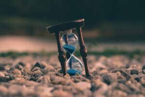 Read more about the article 40 Quotes About Time: Wisdom to Live By