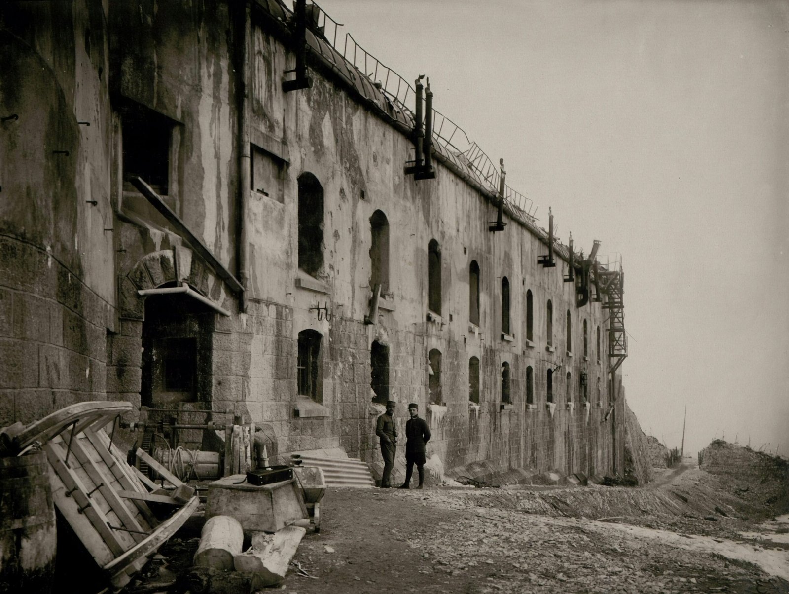 You are currently viewing 40 World War II Quotes: Voices from a World in Conflict