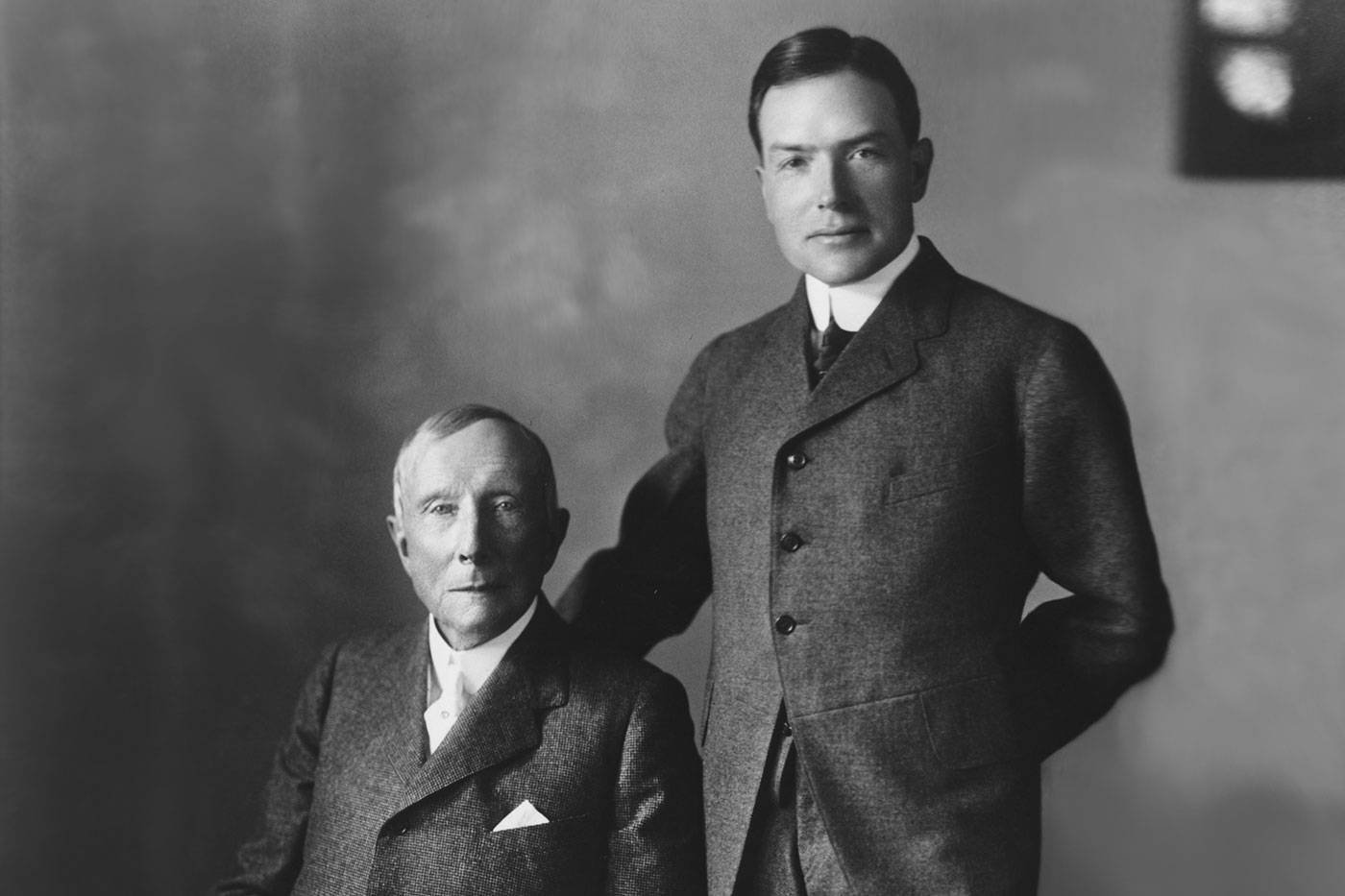 You are currently viewing 70 John D. Rockefeller Quotes on Wealth, Success, and Life