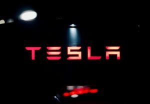 Read more about the article 30+ Elon Musk Quotes That Will Challenge and Even Shock You
