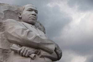 Read more about the article 55 Inspiring Martin Luther King Jr. Quotes for Courage, Justice, and Change