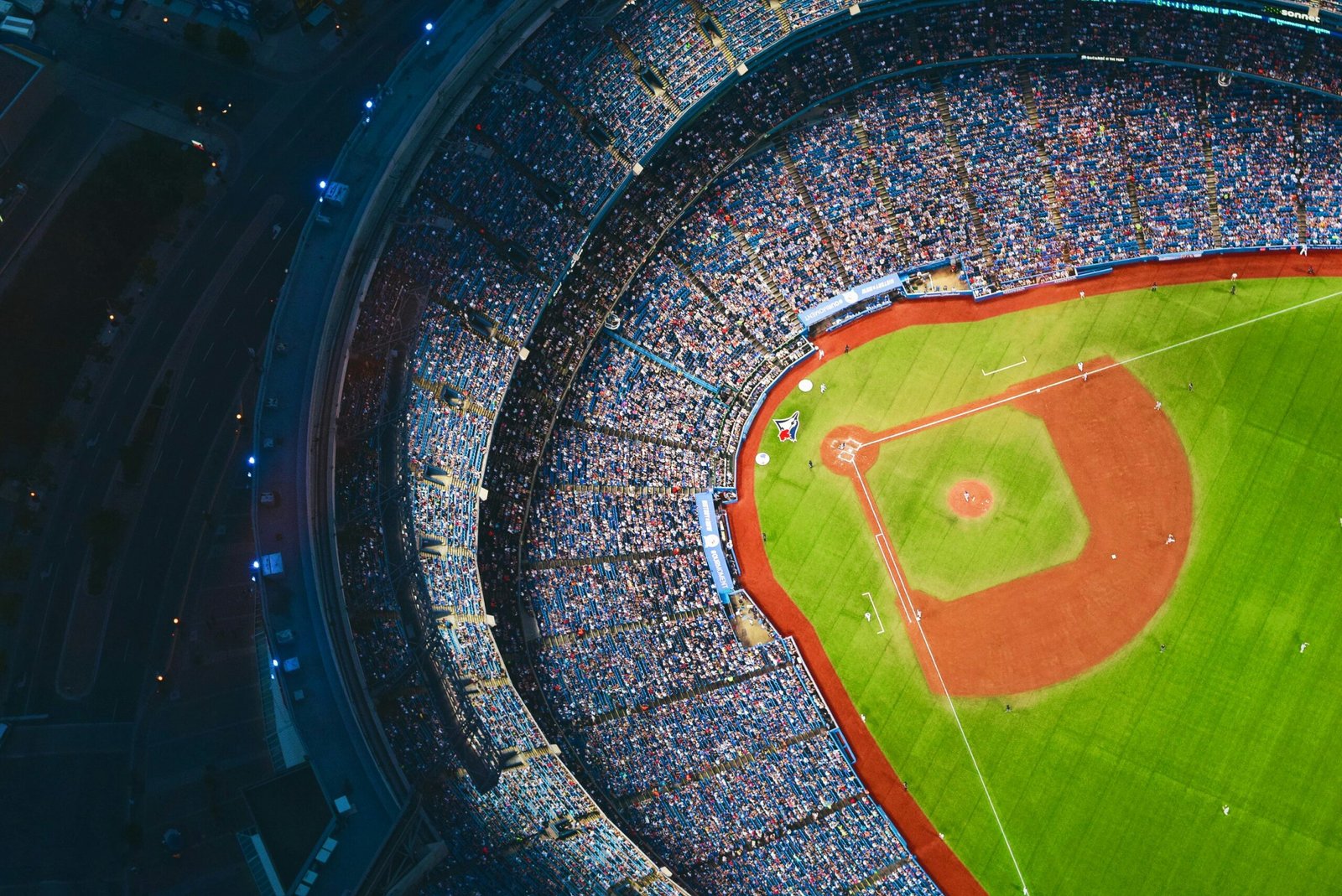 You are currently viewing 80 Home Run Baseball Quotes from the Game’s Greatest Players