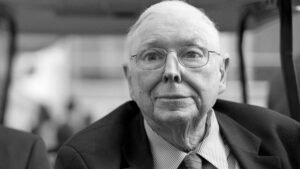 Read more about the article 37 Solid Charlie Munger Quotes on Life, Investing, and Wisdom